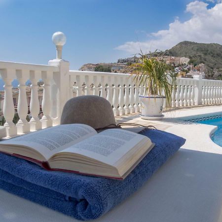 Frontline Villa, Five Star Deluxe El Campello Eksteriør bilde