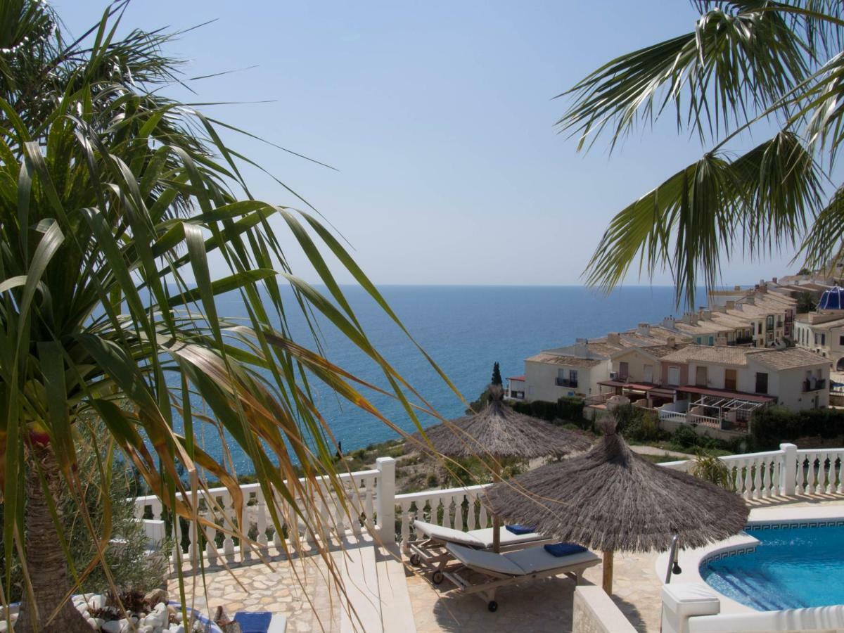 Frontline Villa, Five Star Deluxe El Campello Eksteriør bilde